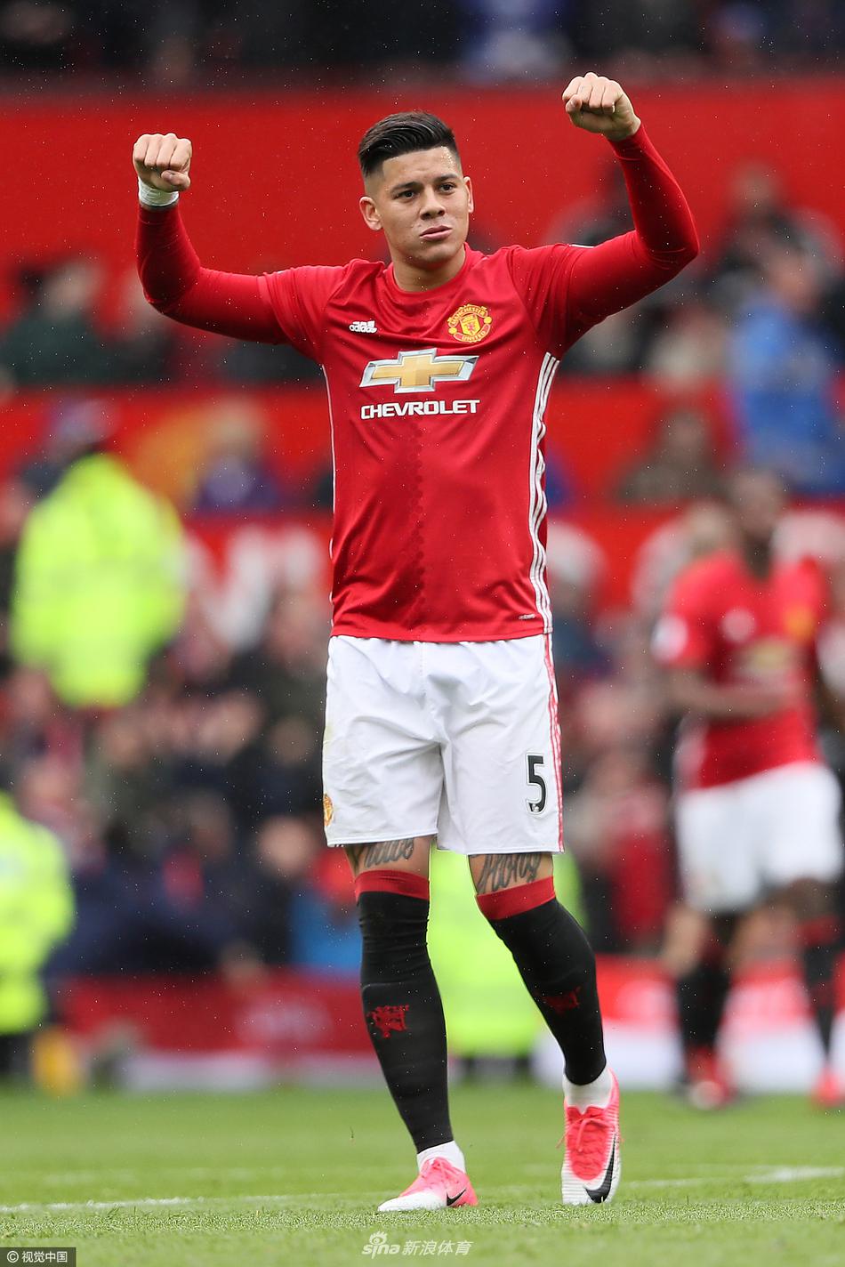 国脚赛季最佳表现，媒体称赞