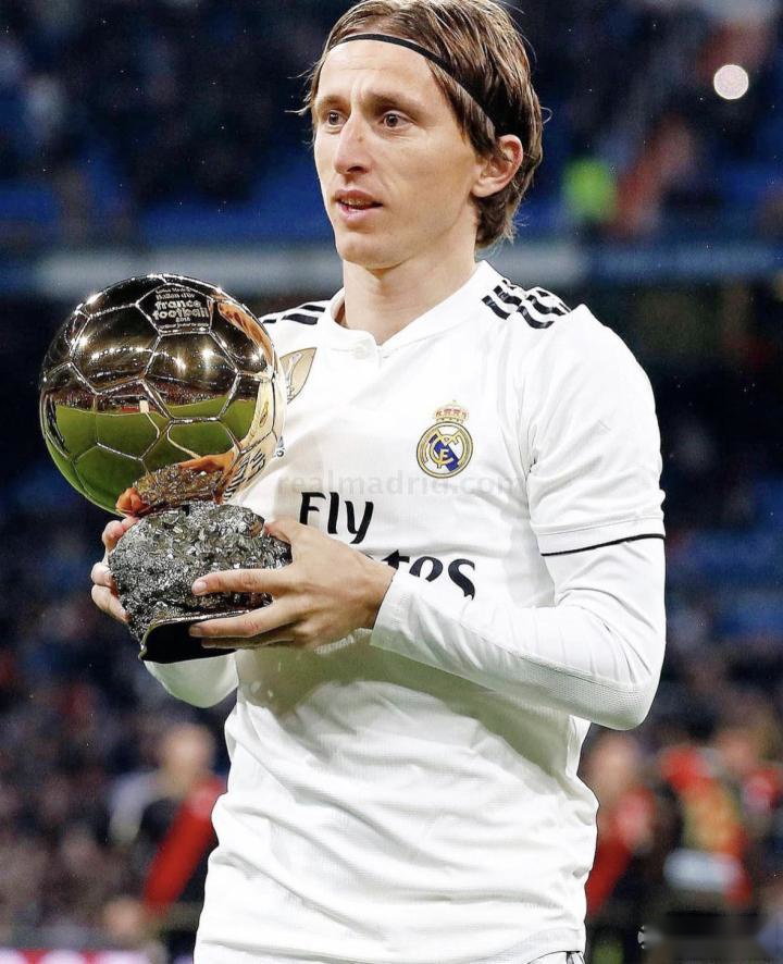 湖人末节连续得分，锁定胜局