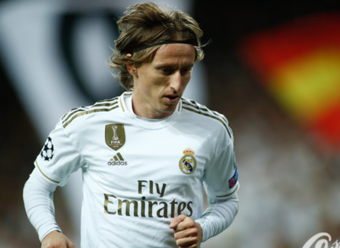 德转评年度最佳前锋：登贝莱、哈兰德、凯恩、姆巴佩入围